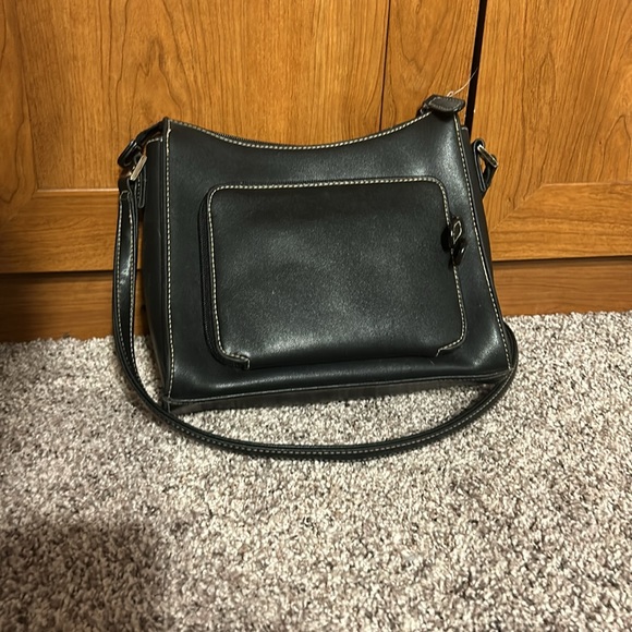 small black liz claiborne purse - Picture 2 of 2